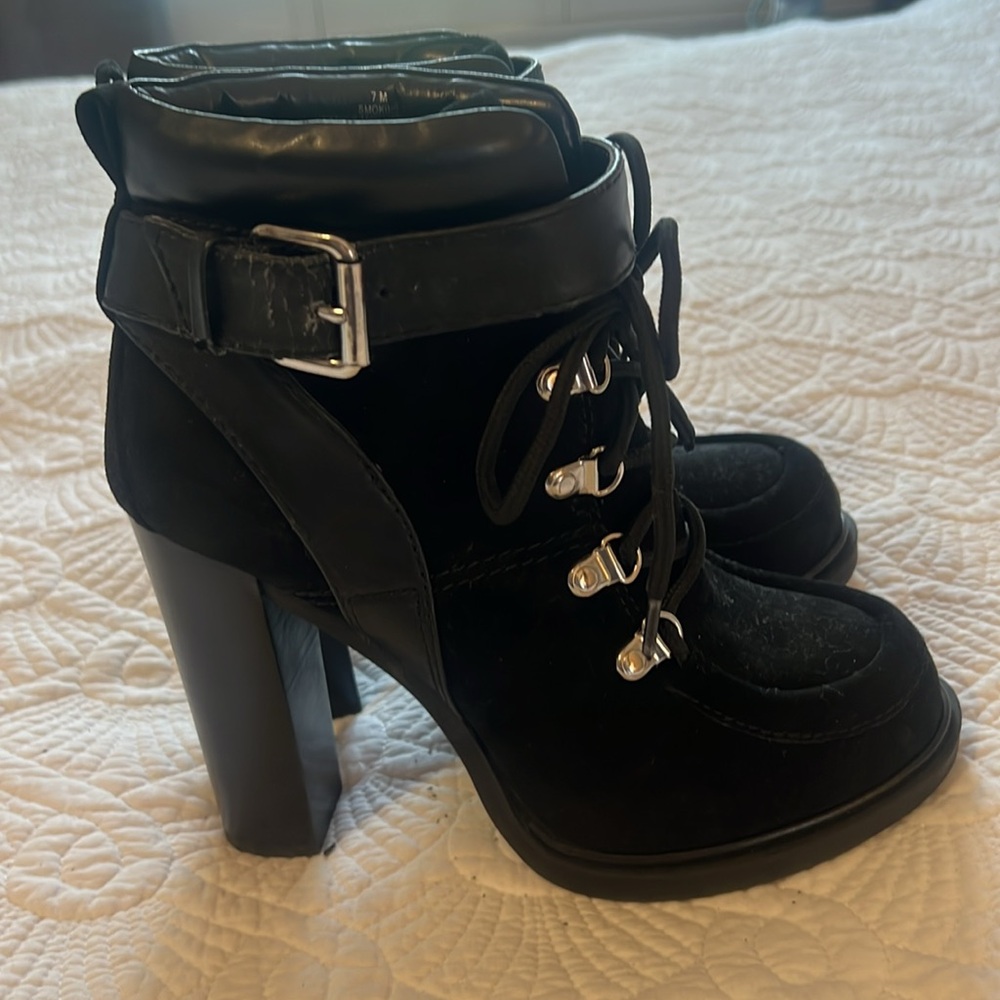 Nine West Black Suede Leather Ankle Platform Herl Boots